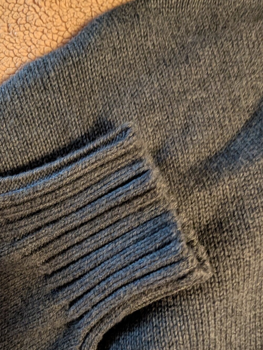 Aritzia NWT Luxury Cotton-Cashmere Blend | Perfect for Photoshoots & Gifting - Picture 14 of 15